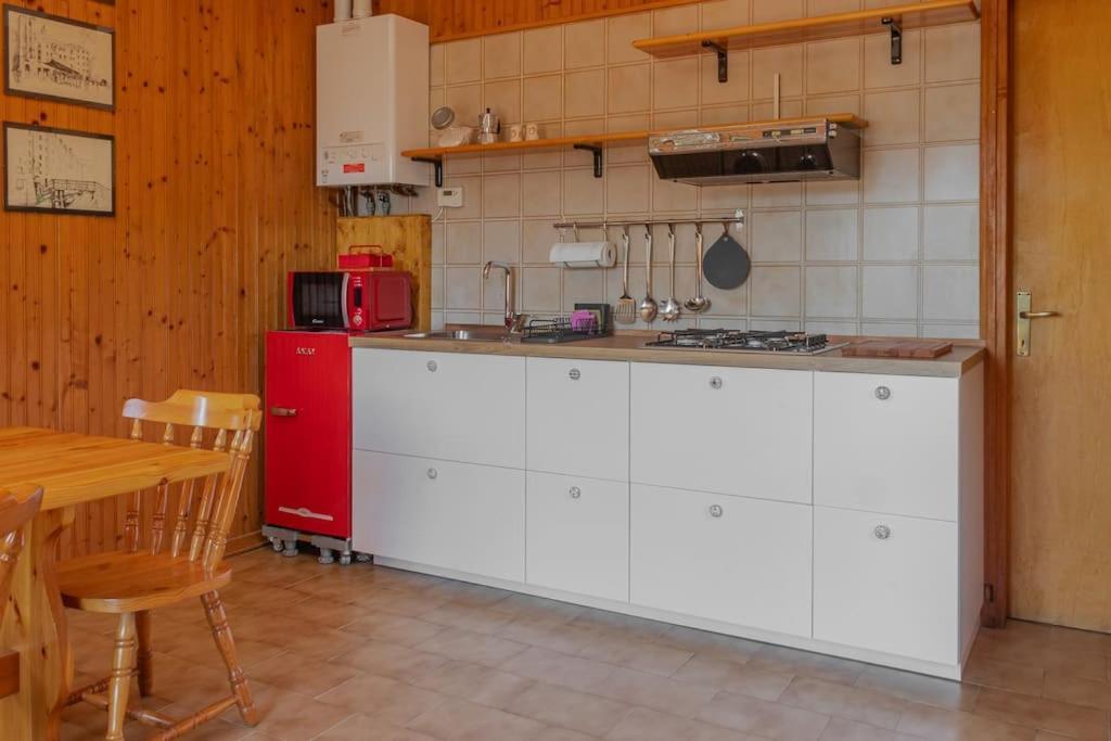 Appartamento Vista Lago Luino Εξωτερικό φωτογραφία
